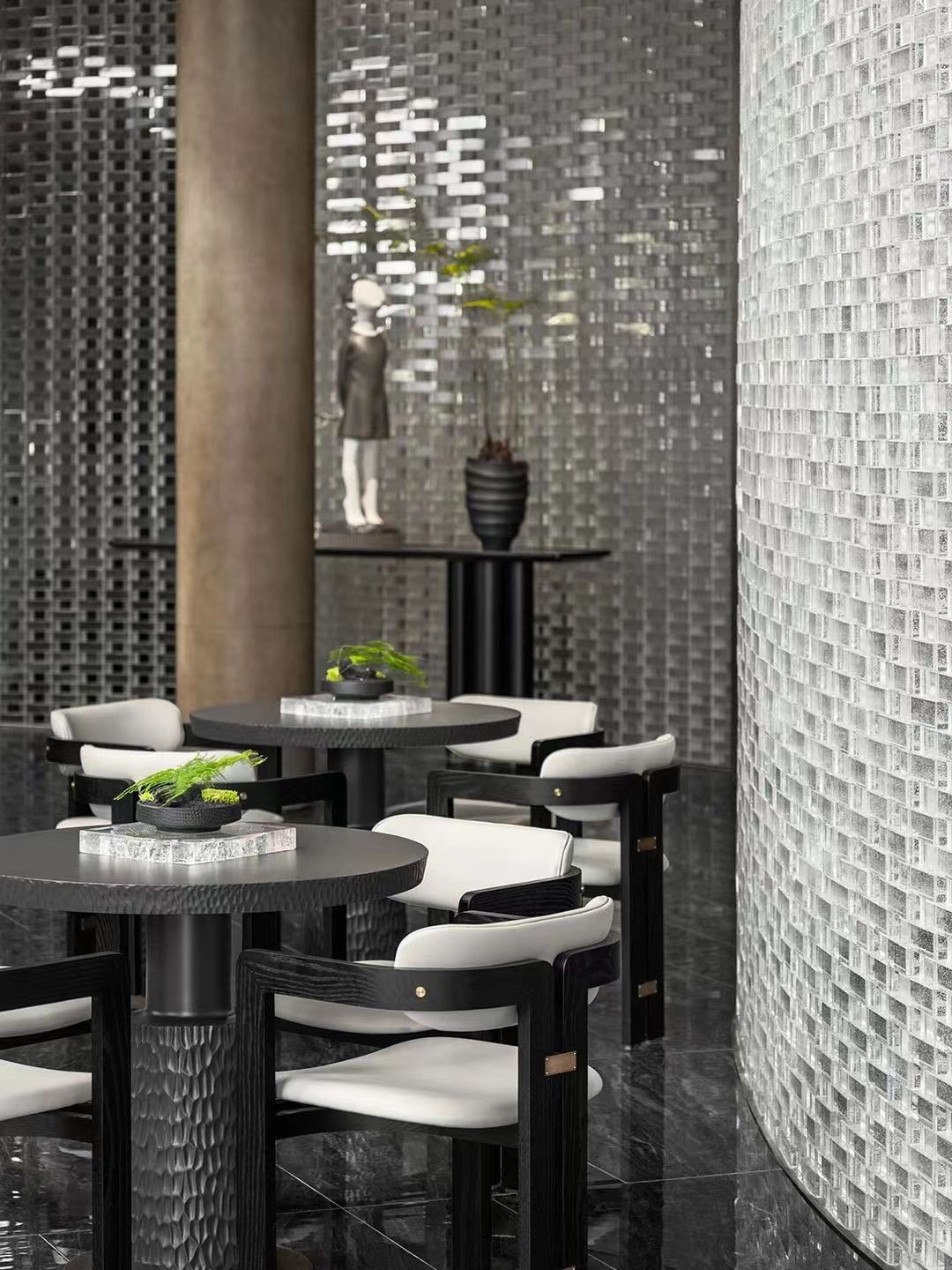 Glass Brick - Ice Crystal Hot Melt brick